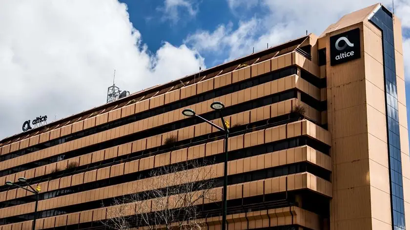 Magnata francês junta-se à lista de interessados na Altice