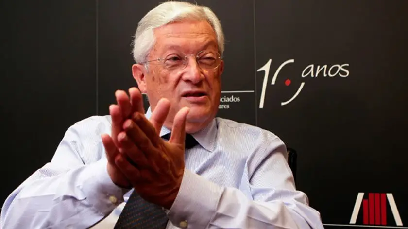 Estudo recomenda descida do IRC para 15,4%