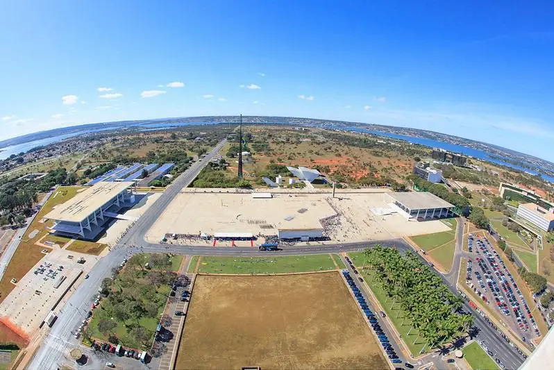 Após críticas de Janja, Capelli afirma que Praça dos Três Poderes será reformada
