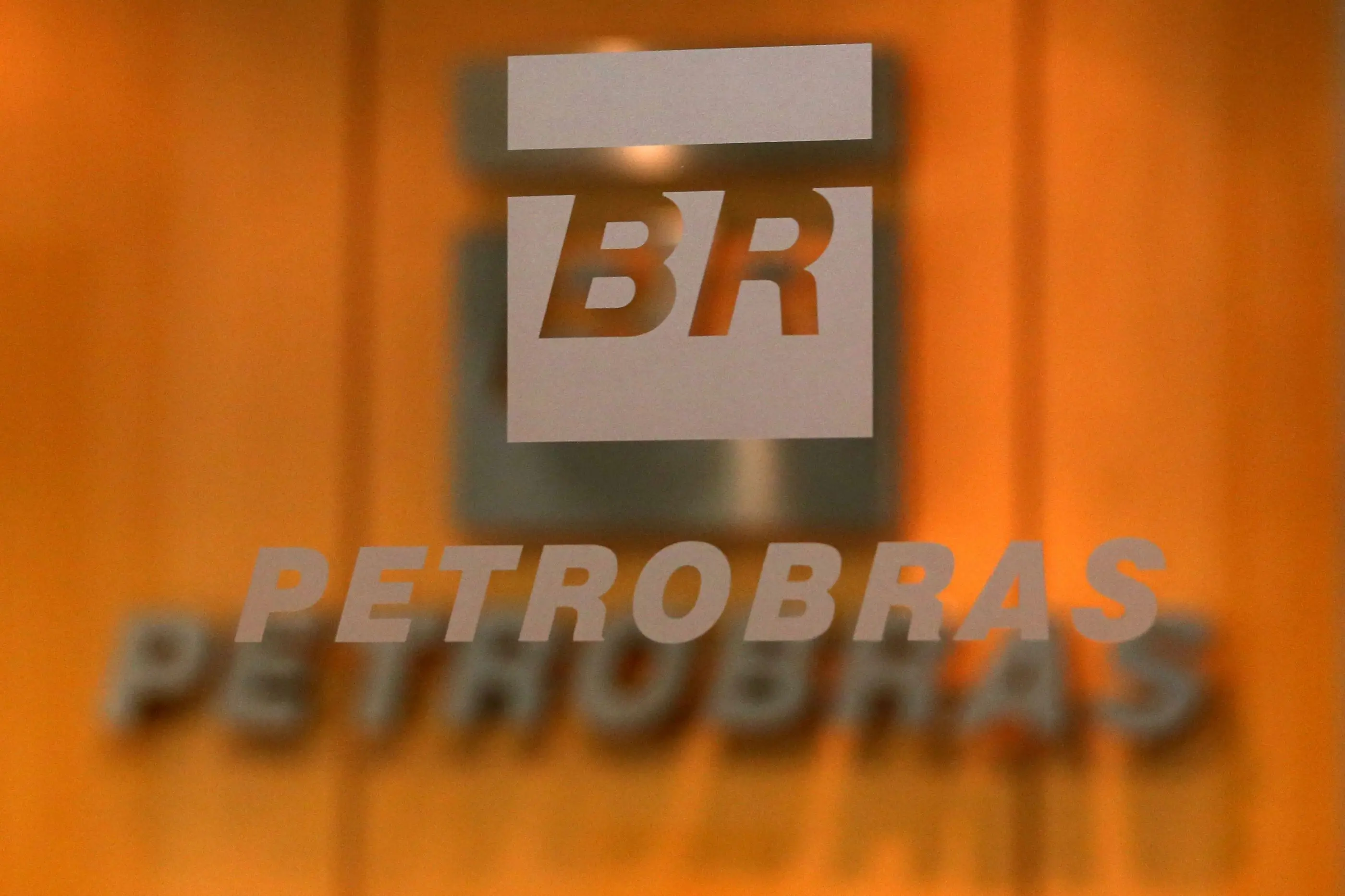 Petrolífera Petrobras planeia transformar Colômbia num exportador de gás