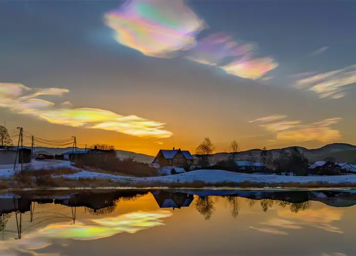 “Nuvens arco-íris” extremamente raras são vistas sobre o Ártico durante três dias