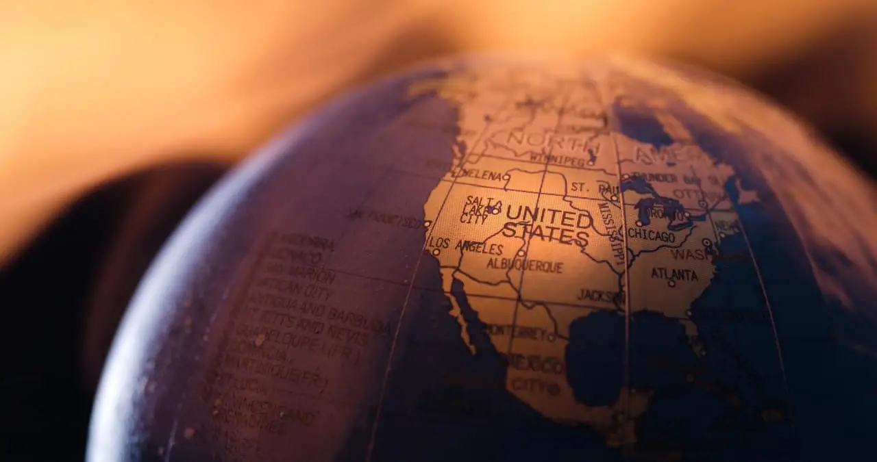 Colapso global vai acontecer ainda neste século, segundo previsão de cientista do MIT