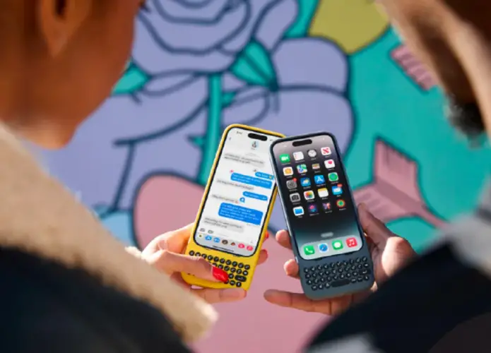 iPhone Blackberry? Empresa lança case que adiciona teclas ao celular da Apple