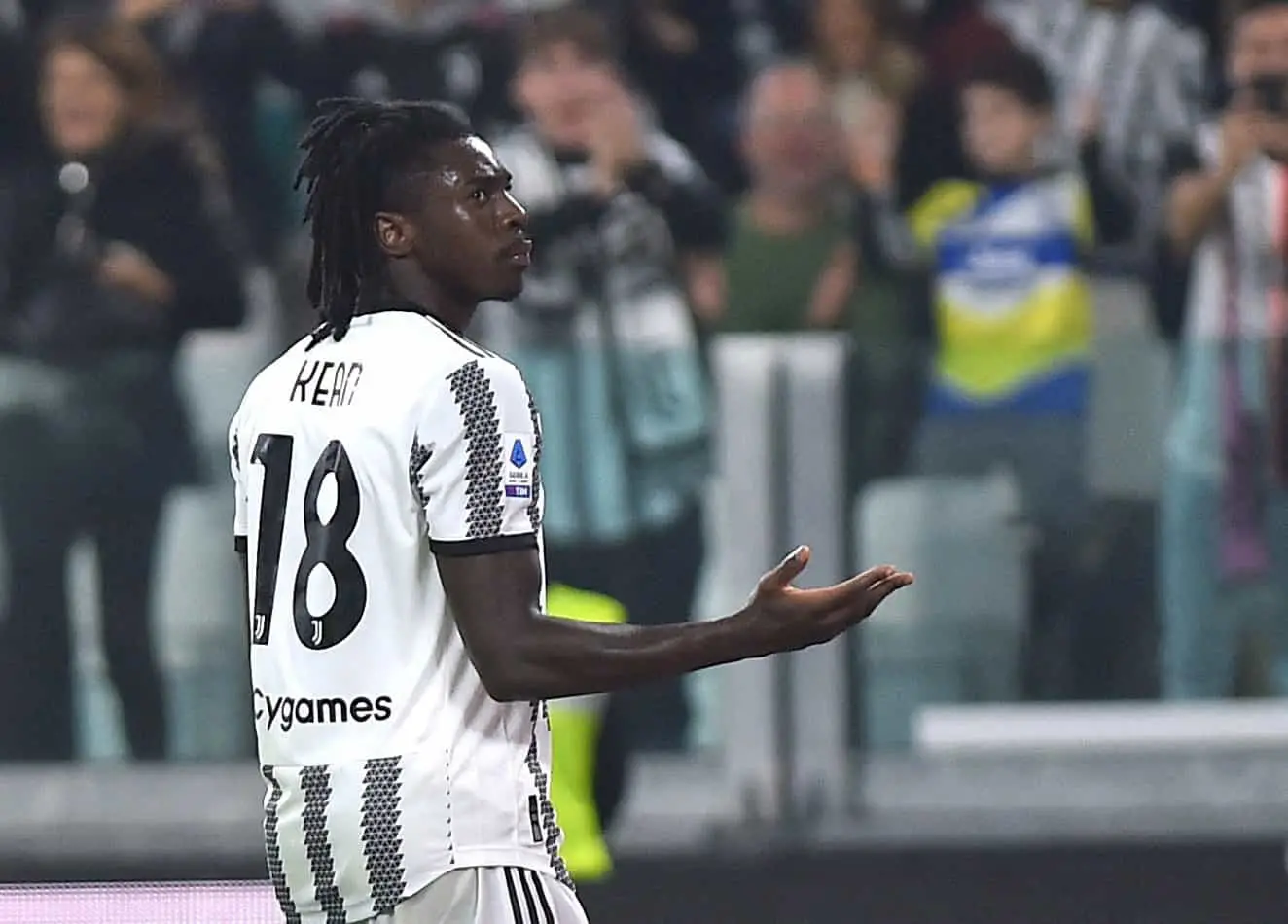 Juventus e Arsenal negoceiam troca direta de jogadores