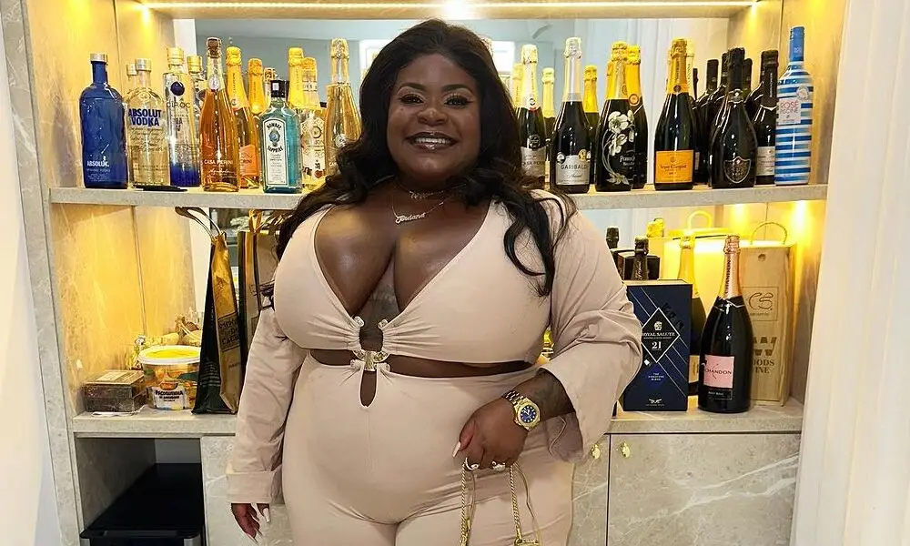 Jojo Todynho anuncia procedimentos estéticos após bariátrica: ‘Corta a barriga e estica tudo’