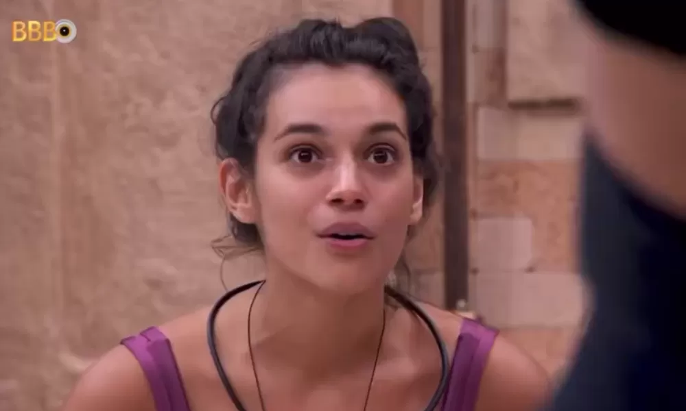 Fernanda e Alane trocam ofensas no ‘BBB 24’ e são separadas por participantes