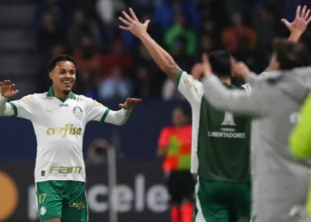 Com gol no último minuto, Palmeiras busca virada, vence Del Valle e assume a liderança do Grupo F