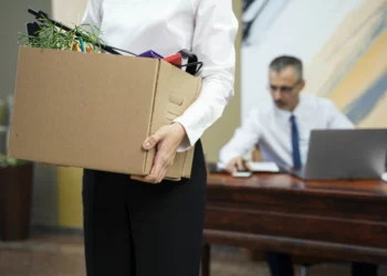 Demissões por justa causa batem recorde em 2024, mostra levantamento