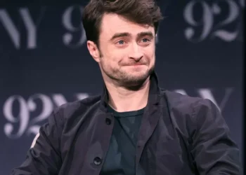 Daniel Radcliffe diz que posicionamento de J.K. Rowling sobre pessoas trans o ‘entristece’