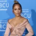 Jennifer Lopez cancela turnê nos EUA para passar mais tempo com a família