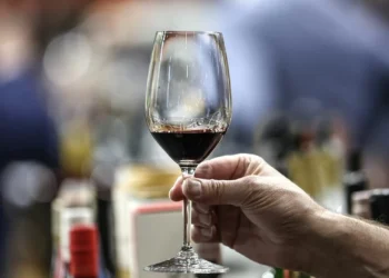 Produção de vinho ascende a 7,4 milhões de hectolitros em 2023, a mais alta desde 2001