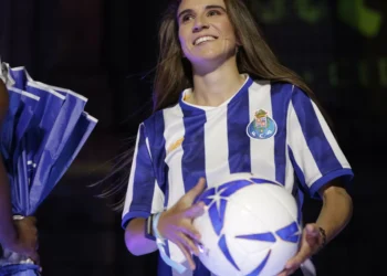Oficial: Eis a primeira jogadora da equipa feminina do FC Porto