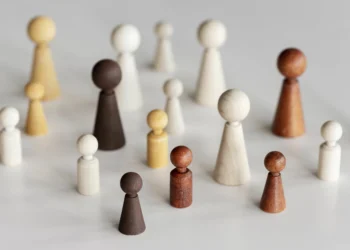 Salário médio de um colaborador negro é 42% menor, diz Insper