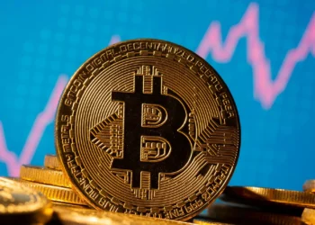 Bitcoin atinge novo máximo histórico após eleição de Trump