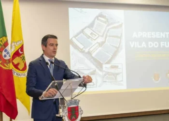 Nuno Lobo entrega listas para eleições da Federação Portuguesa de Futebol