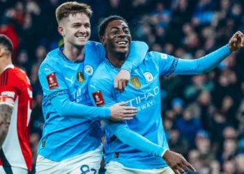 Liverpool, Chelsea e Manchester City avançam com goleadas na Copa da Inglaterra