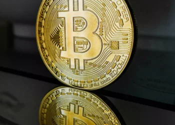 “Explorando o Universo das Finanças: Gerenciamento, Investimentos e Estratégias”