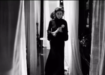 Fernanda Torres diz que mãe previu a vitória no Globo de Ouro