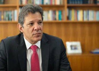 Vagas de emprego nos EUA recuam em dezembro, mostra Jolts