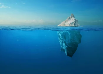 O impacto crescente dos megaicebergs da Antártida