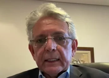 À CNN, deputado explica projeto que muda Bolsa Família