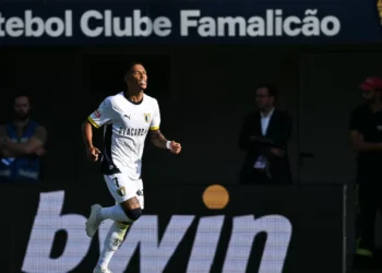 Sorriso famalicense no dérbi minhoto com o Moreirense