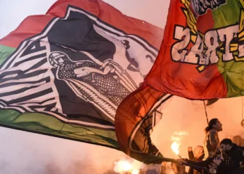 Adeptos fizeram o que não deviam no dérbi. Vitória e Braga pagam fatura