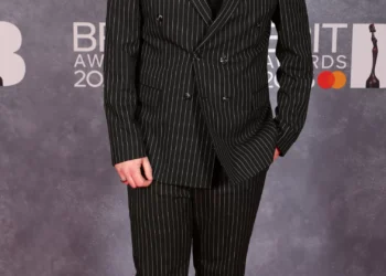 Chris Stark revela batalha ‘secreta’ contra um cancro nos testículos