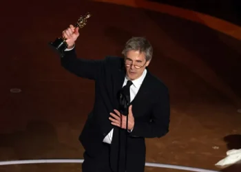 Walter Salles destaca a relevância de ‘Ainda Estou Aqui’ em tempos de ‘fragilização da democracia’