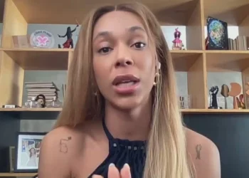 Pec do 6×1 pode causar aumento no custo de vida, diz deputado à CNN