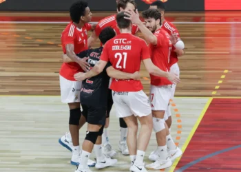 Benfica ‘atropela’ Ala Nun’Álvares e garante meia-final do playoff