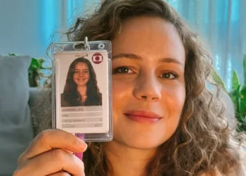 Leandra Leal deixa a Globo após 30 anos: ‘Grata’