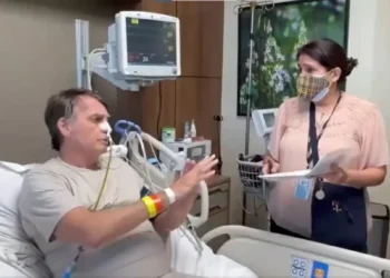 CRM-DF vai apurar autorização de entrada de pessoas em UTI de Bolsonaro