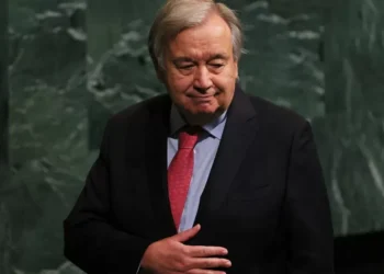 Chefe da ONU está ‘seriamente preocupado’ com ataques dos EUA no Iêmen