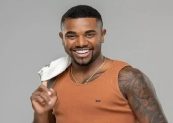 Ex-BBB Davi Brito é detido por dirigir sob efeito de álcool em Salvador