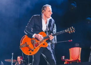 Tony Bellotto, dos Titãs, passa por cirurgia bem-sucedida para remoção de tumor