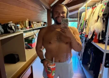 Gominho compartilha transformação física após perder 50 kg