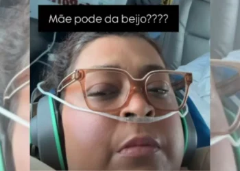 Preta Gil preocupa fãs ao aparecer internada em UTI aérea