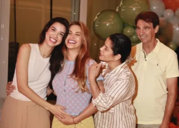 Andressa Suita aumenta especulações sobre terceira gravidez com Gusttavo Lima