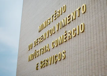 Maioria dos trabalhadores não está satisfeito com benefícios corporativos