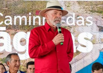 Lula defende CLT e diz que ‘ela tirou o trabalhador da escravidão’