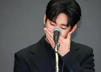 Kim Soo-Hyun, ator mais bem pago da Coreia do Sul, é processado por abuso infantil