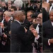 Denzel Washington discute com fotógrafo no tapete vermelho de Cannes