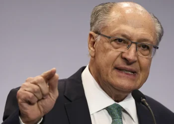 Rotatividade no trabalho evidencia desafios do BC, diz economista