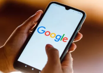 Google lançará novo modo de buscas com IA aprimorada