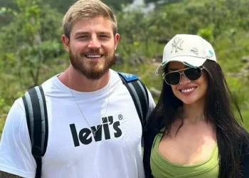 Juliette se diverte com indireta picante do namorado