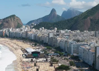 Justiça do RJ terá posto para atender fãs da Lady Gaga vítimas de roubo