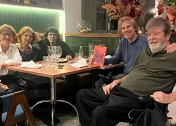 Walter Salles e filhos de Eunice Paiva se reúnem para ‘fazer planos’