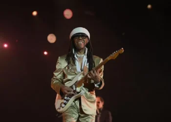 Nile Rodgers e Wilco encerram C6 Fest com apresentações de gala