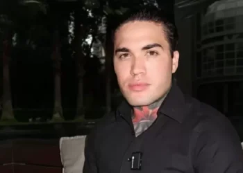 MC Brisola é preso após desentendimento com modelo Michelle Heiden